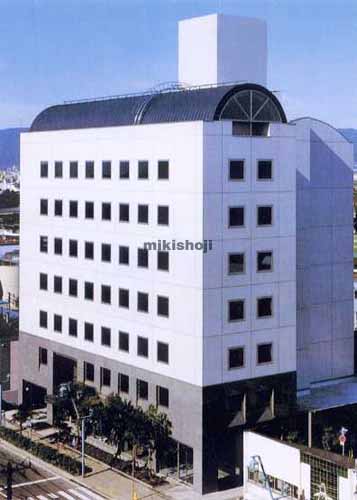 函館市のカーニープレイス函館 外観1