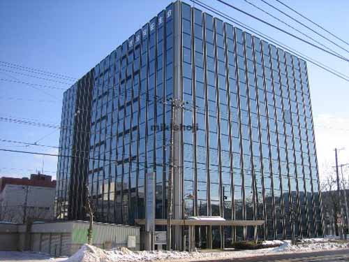 函館市の明治安田生命函館ビル 外観1