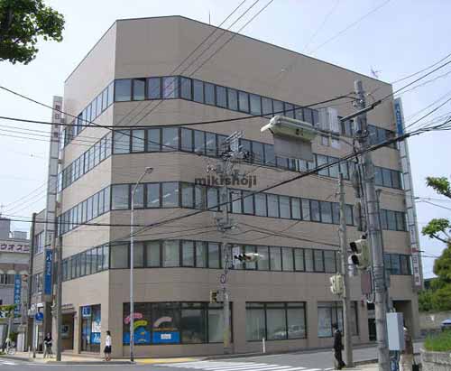 大館市の大館中央ビル 外観1