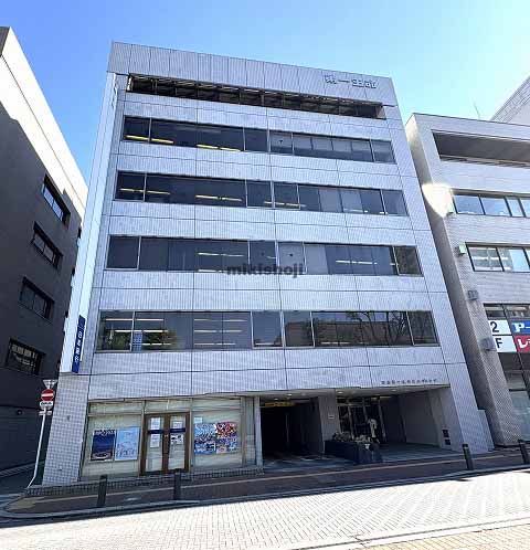 福島市の福島第一生命ビルディング 外観1