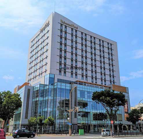 ＣＲＯＳＳ　ＴＯＷＥＲ　Ａ・ＢＡＹ 外観