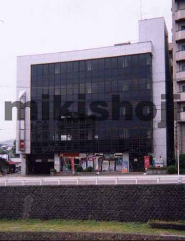 秦野市の都築第２ビル 外観1