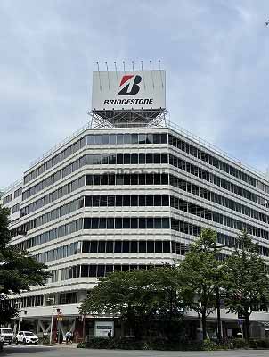 名駅・那古野の堀内ビル 外観1