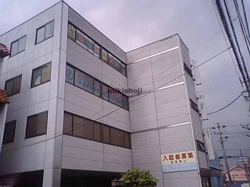 アベニュー中新 外観