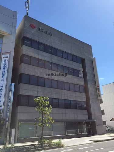 住友生命津ビル 外観