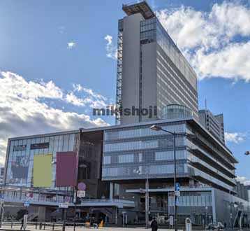 岡山市のリットシティビル 外観1