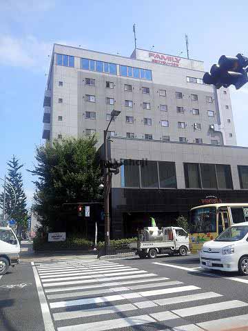 国際ファミリープラザ 外観