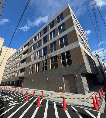 奈良市の西大寺スクエア 外観1