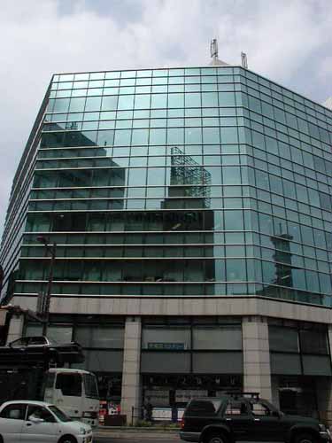 大分市の大分第一生命ビルディング 外観1