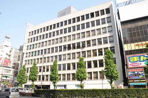 代々木・元代々木町の久保ビル 外観1