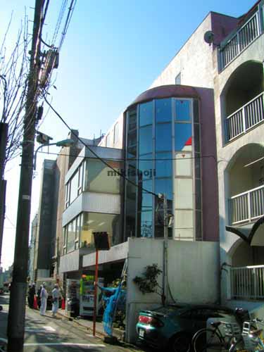 千駄ヶ谷のアカデミービル 外観1