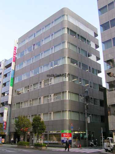 日本橋本町の日幸小津ビル 外観1