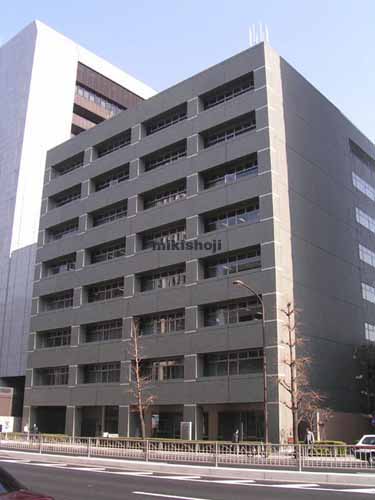 三田の三田日東ダイビル 外観1