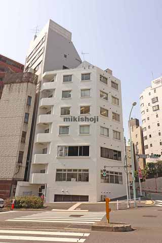 ＤｅＬＣＣＳ新宿御苑ビル 外観