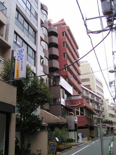 高田馬場の安念ビル 外観1