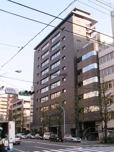 お茶の水ウイングビル 外観