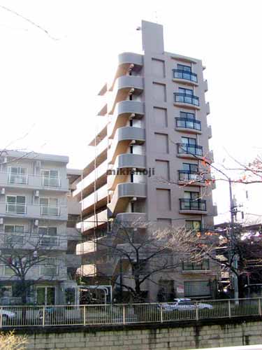 目白台・関口の山水ビル 外観1