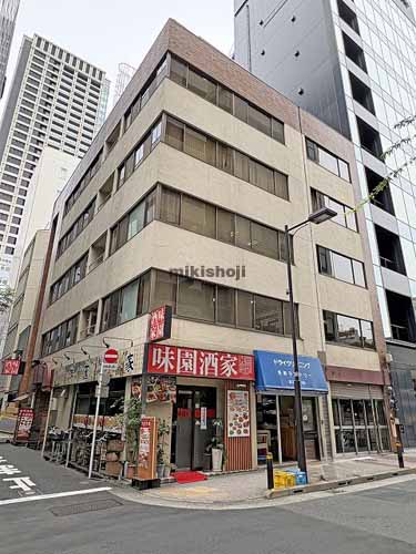 日本橋の紅葉川ビル 外観1