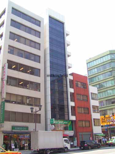 日本橋室町のバンセイ室町ビル 外観1