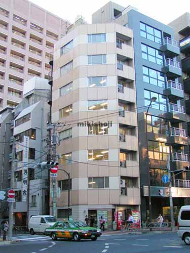 本郷のウィーク御茶ノ水ビル 外観1