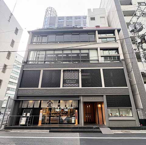 日本橋本町の日本橋滄浪閣ビル 外観1