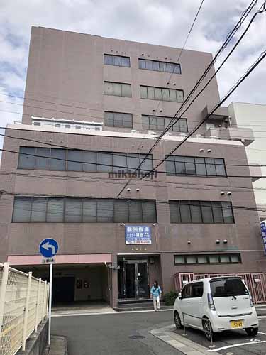 甲府市の丸栄ビル 外観1