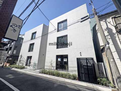 荒木町・四谷三栄町の荒木町ガーデンズ 外観1