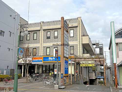 春日部市のシカマビル 外観1