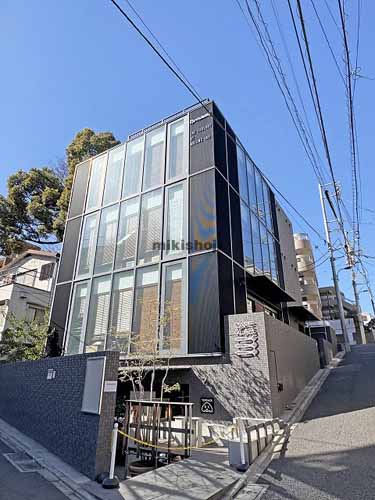 高田馬場のＤＲＥＡＭＳ　ＴＨＥ　ＦＡＣＴＯＲＹ 外観1