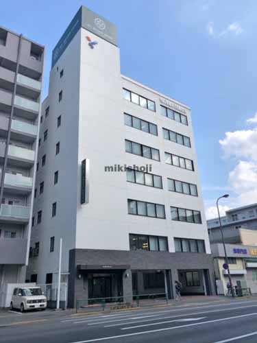 ＹＡＺＡＷＡＤＥＵＸビル 外観