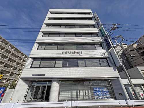 春日部市のアイピー春日部ビル 外観1