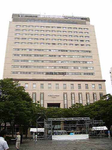 中央区の千葉中央ツインビル１号館 外観1