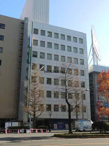 新潟市の明治安田生命新潟駅前ビル 外観1