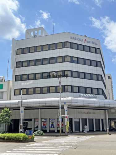 長岡市の長岡フロントビル 外観1