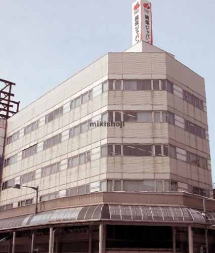 長岡市の損保ジャパン長岡ビル 外観1