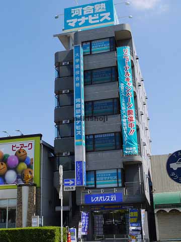 春日部市の大串ビル 外観1