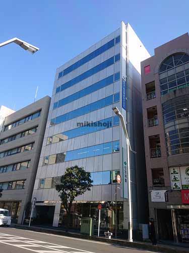 越谷市の新越谷第一生命ビルディング 外観1