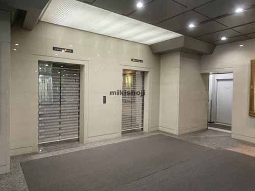 住友商事・フカミヤ大通ビル エレベーターホール1