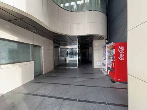 ストーク大通ビル エントランス1