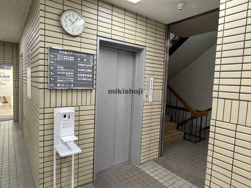 中の島ステーションビル エレベーターホール1