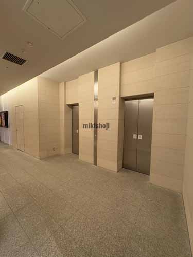 中央区北のサッポロファクトリー フロンティア館 エレベーターホール1