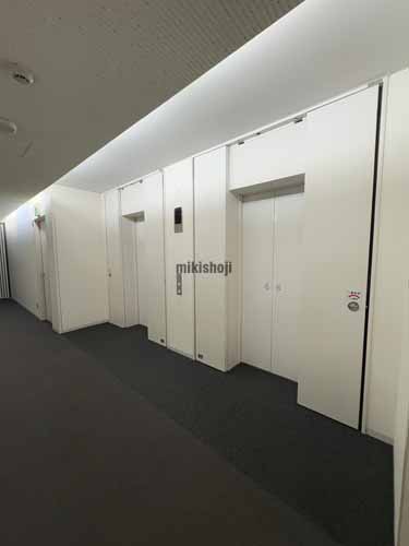 中央区北のサッポロファクトリー フロンティア館 エレベーターホール2