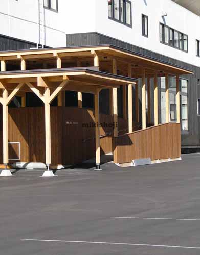 アスレチックテラス エントランス1