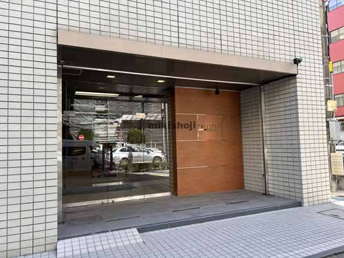 ハルシュタットビル エントランス1