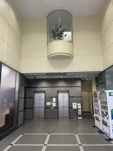 上杉の第６銅谷ビル エントランス1