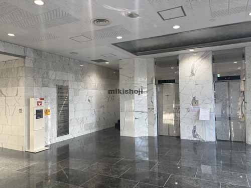 第三勝山ビル エントランス1