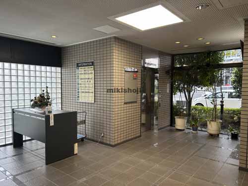 上杉オオウラ エントランス2