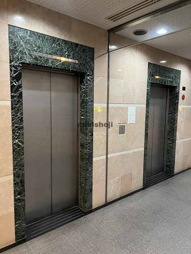 五橋・北目町の五橋ビル エレベーターホール1