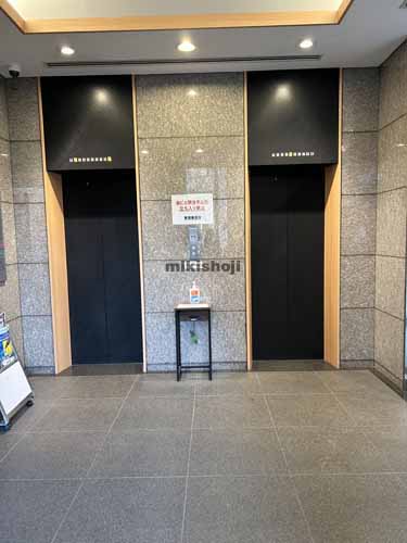 五橋・北目町の第二河北ビル エレベーターホール1