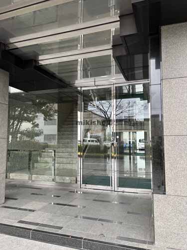 若林区の齋喜六丁の目ビル エントランス1